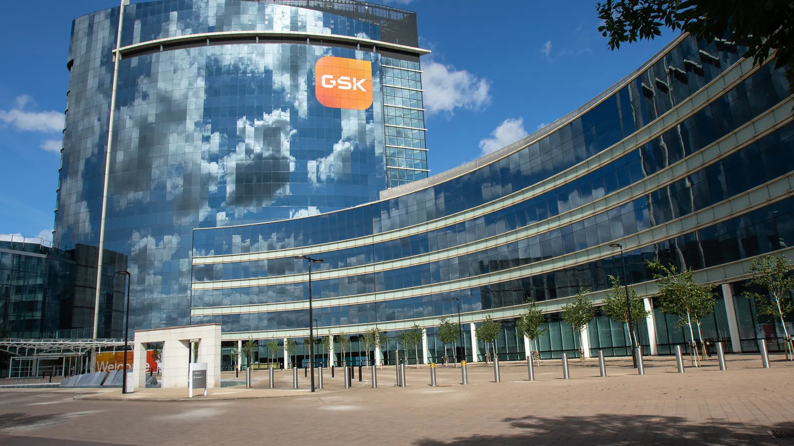 GSK Secures Landmark FDA Approval for Jideytro in ROS1-Positive Lung Cancer, Solidifying Its Ambitious Oncology Expansion 1 gsk secures landmark fda approval for jideytro in ros1 positive lung cancer solidifying its ambitious oncology